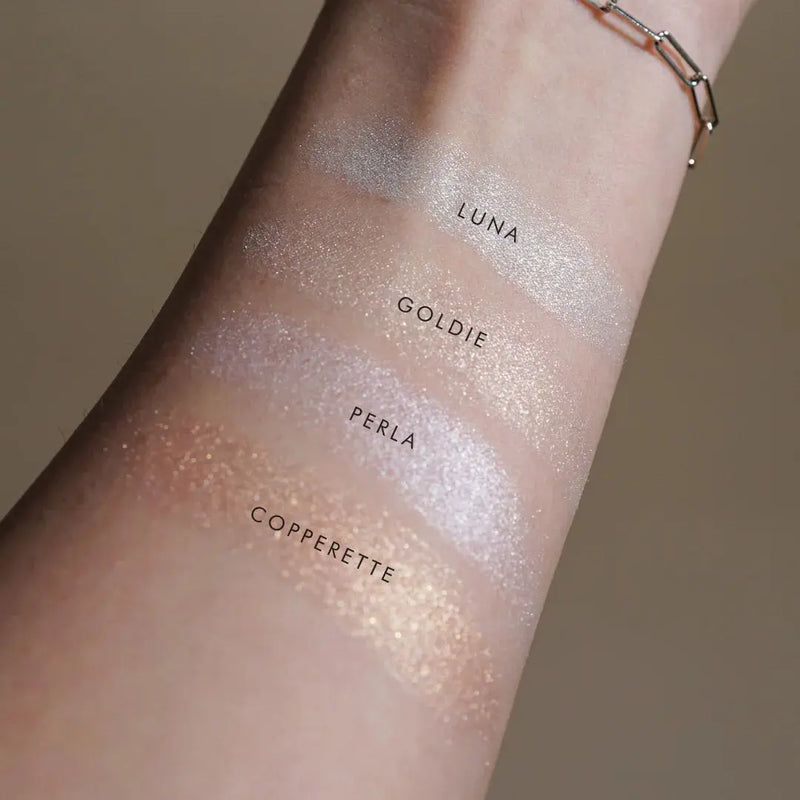 Kara Beauty Essentials Face Illuminator Goldie