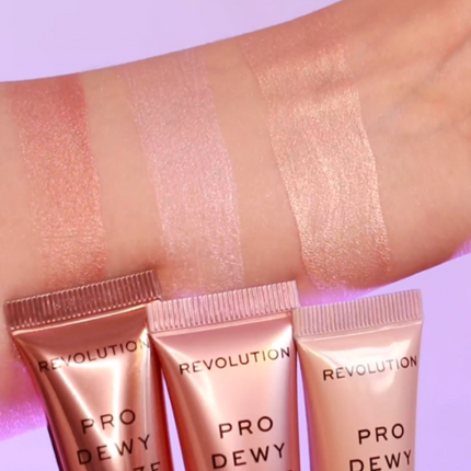 Makeup Revolution Pro Dewy Glaze Serum Highlighter Pink Glow