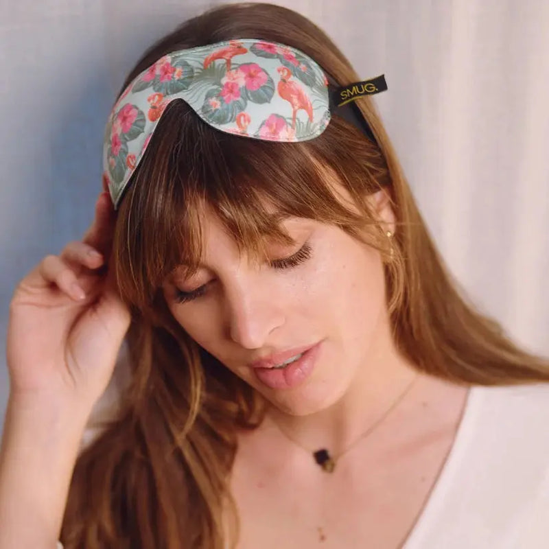 Smug Contoured 3D Blackout Sleep Mask Flamingo