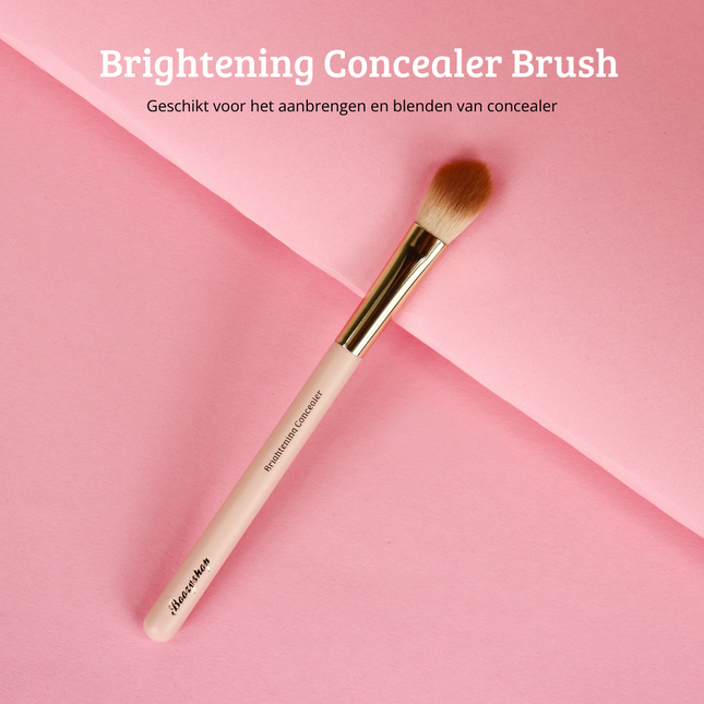 Boozyshop Soft Pink & Gold Brightening Concealer Brush